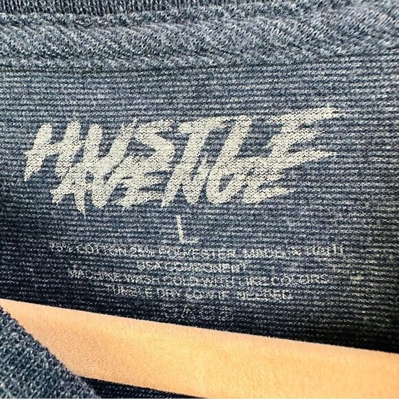 Hustle Avenue Blue NYC Graphic Tee - Picture 3 of 3